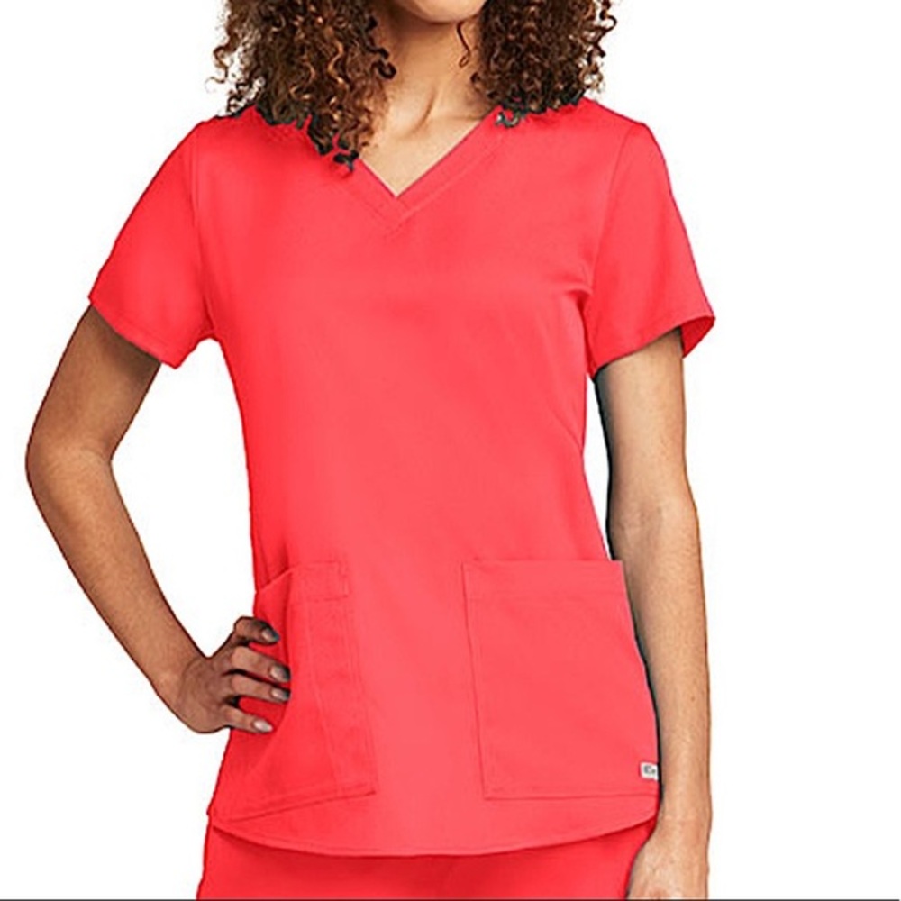 Grey's Anatomy : Classic V Neck Scrub Hot Pink Top for Women‎ S